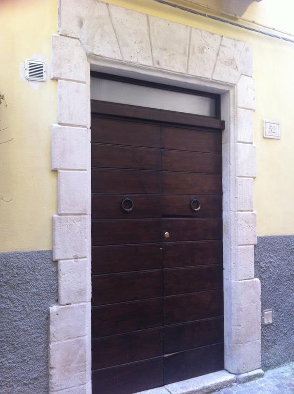 Bed and Breakfast Legacy Sulmona Pokój zdjęcie
